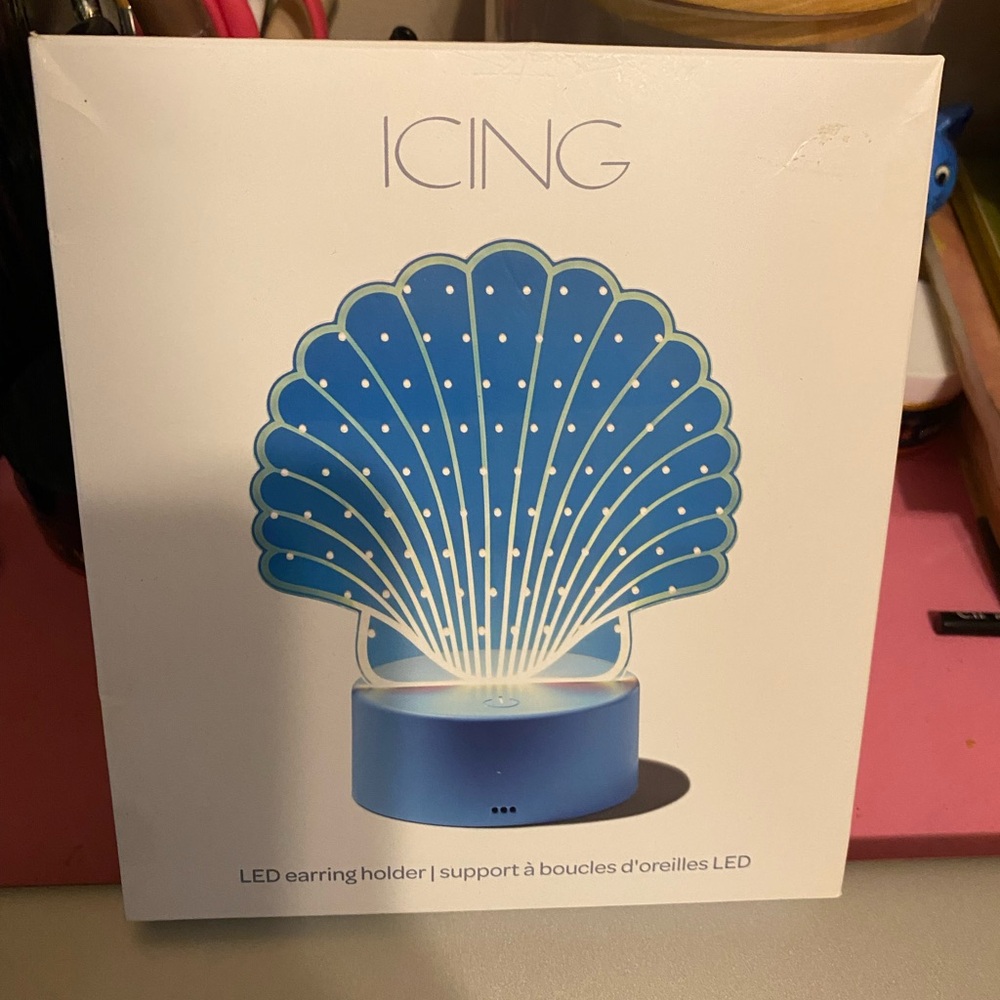 ICING, NWT, LED Earring Holder